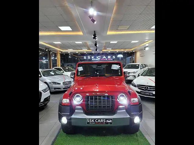 Second Hand Mahindra Thar LX Convertible Petrol AT in Lucknow