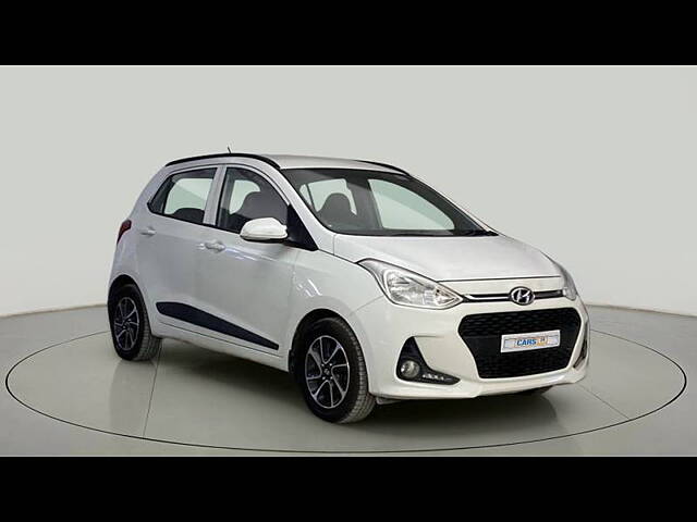 Second Hand Hyundai Grand i10 Sportz (O) AT 1.2 Kappa VTVT [2017-2018] in Delhi