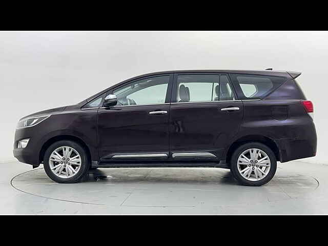 Second Hand Toyota Innova Crysta [2016-2020] 2.4 ZX 7 STR [2016-2020] in Ghaziabad