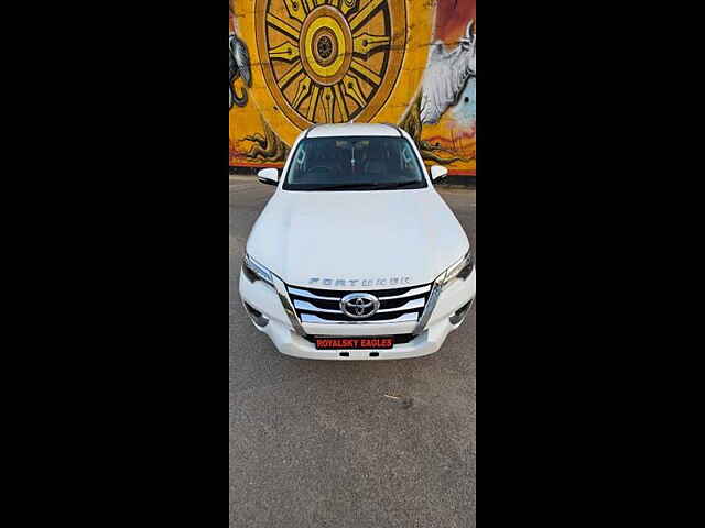 Second Hand Toyota Fortuner [2016-2021] 2.8 4x2 MT [2016-2020] in Lucknow