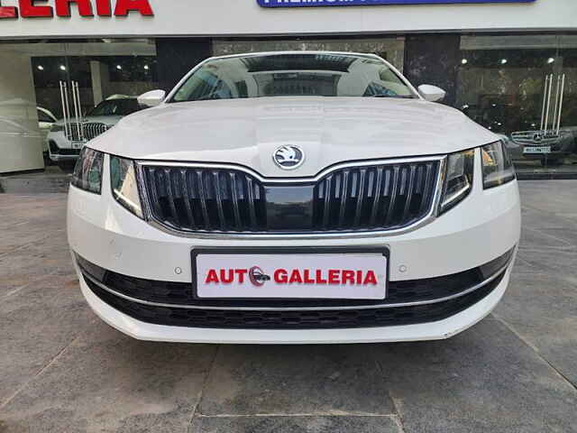 Second Hand Skoda Octavia [2017-2021] 1.8 TSI Style Plus AT [2017] in Pune