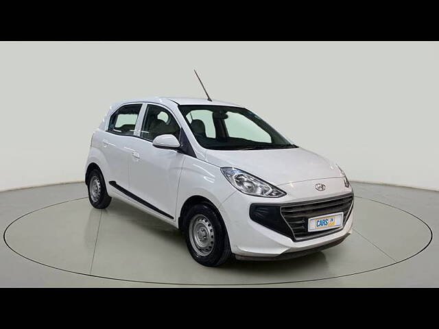 Hyundai Santro Price - Images, Colors & Reviews - CarWale