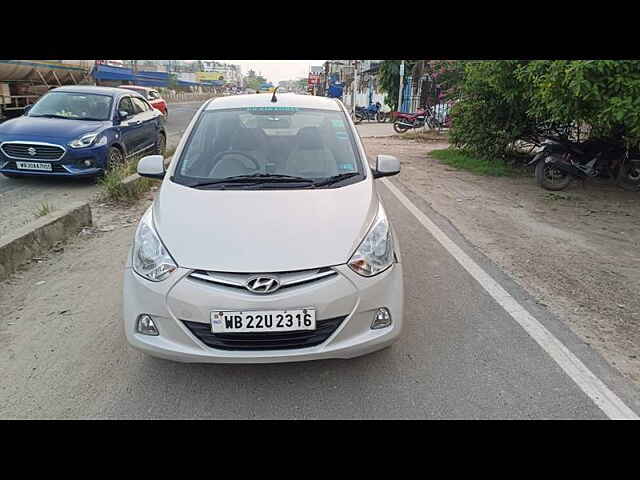 Second Hand Hyundai Eon Sportz in North 24 Parganas