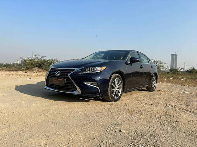 Second Hand Lexus ES 300h Luxury [2020-2021] in Delhi