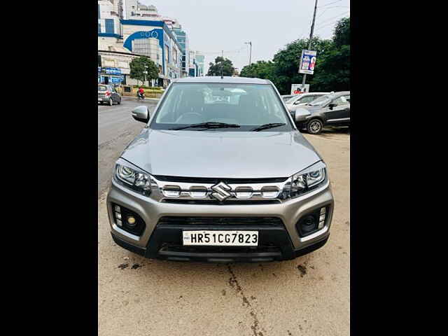 Second Hand Maruti Suzuki Brezza LXi in Delhi