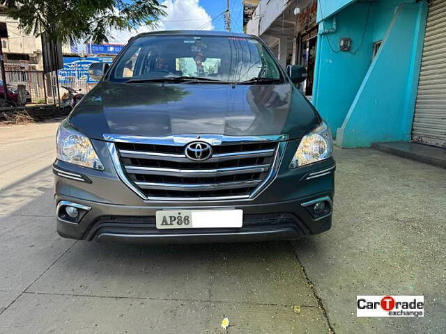 Second Hand Toyota Innova [2009-2012] 2.5 VX 8 STR BS-IV in Hyderabad