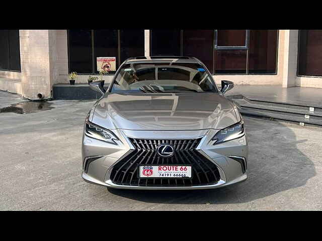 Second Hand Lexus ES 300h Luxury in Chennai