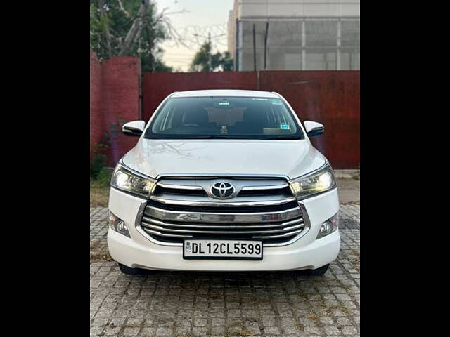 Second Hand Toyota Innova Crysta [2016-2020] 2.4 V Diesel in Delhi