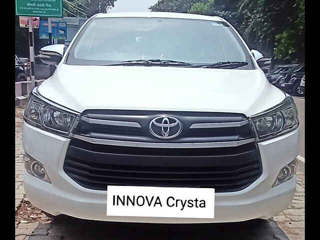 Second Hand Toyota Innova Crysta [2016-2020] 2.4 G 7 STR [2016-2017] in Kanpur