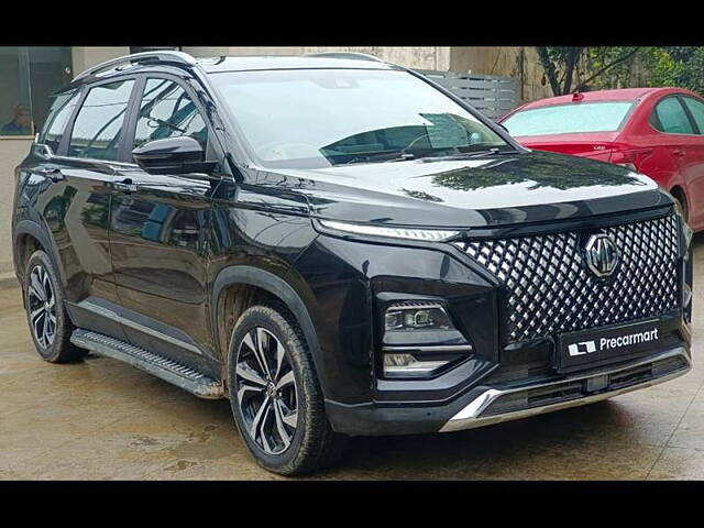 Second Hand MG Hector Plus Savvy Pro 1.5 Turbo Petrol CVT 6 STR in Bangalore