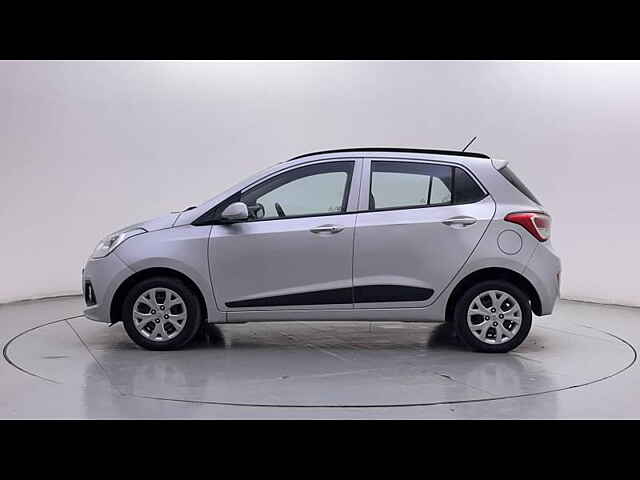 Second Hand Hyundai Grand i10 Sportz AT 1.2 Kappa VTVT in Bangalore