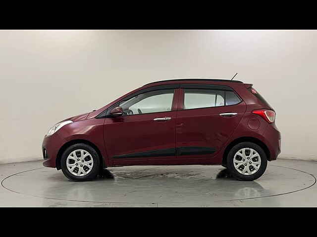 Second Hand Hyundai Grand i10 Sportz AT 1.2 Kappa VTVT in Delhi