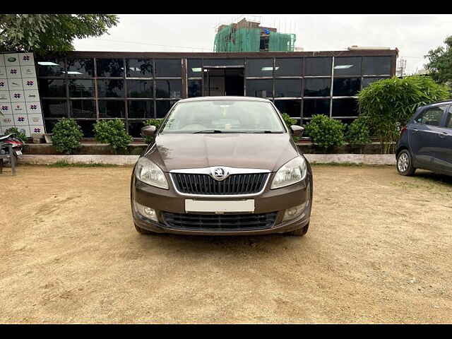 Second Hand Skoda Rapid Ambition 1.5 TDI AT in Hyderabad