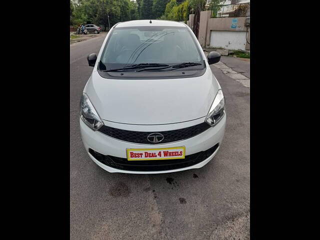 Second Hand Tata Tiago [2016-2020] Revotorq XM [2016-2019] in Lucknow