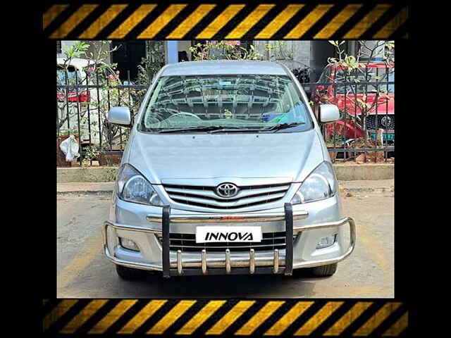 Second Hand Toyota Innova [2005-2009] 2.5 G4 8 STR in Hyderabad