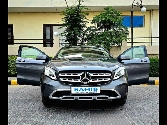 Second Hand Mercedes-Benz GLA 200 d Sport in आगरा