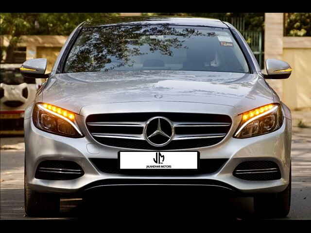 Second Hand Mercedes-Benz C-Class [2014-2018] C 200 Avantgarde in Delhi