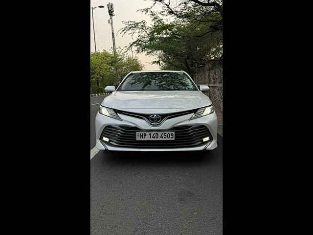 Second Hand Toyota Camry Hybrid in Delhi