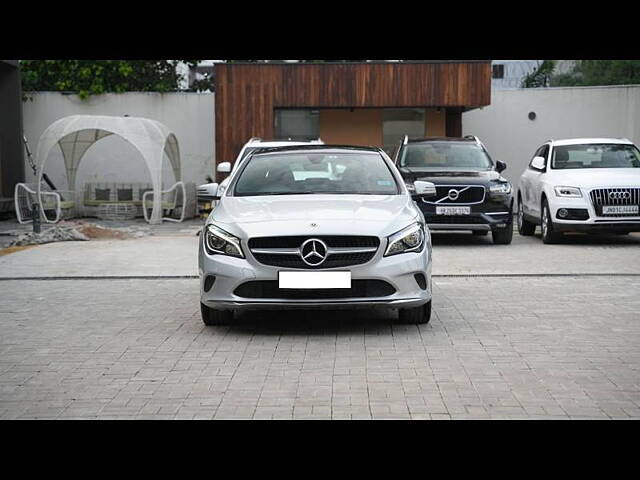 Second Hand Mercedes-Benz CLA 200 Petrol Sport in Delhi