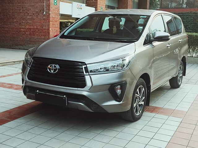 Second Hand Toyota Innova Crysta [2016-2020] 2.4 GX 7 STR [2016-2020] in Delhi