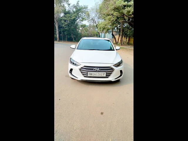 Second Hand Hyundai Elantra SX (O) 2.0 AT in Delhi