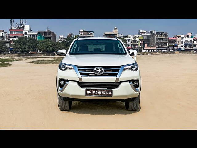 Second Hand Toyota Fortuner [2016-2021] 2.8 4x2 AT [2016-2020] in Delhi