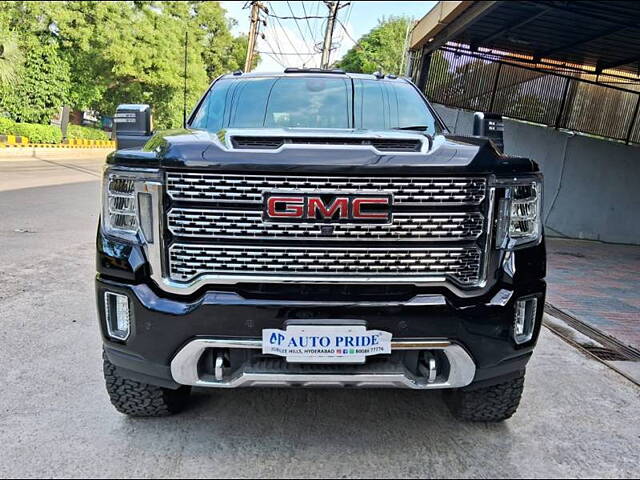 Second Hand GMC Sierra 2500 6.6 V8 Turbo in Hyderabad