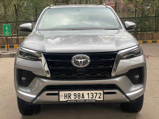 Second Hand Toyota Fortuner [2016-2021] 2.8 4x2 AT [2016-2020] in Delhi