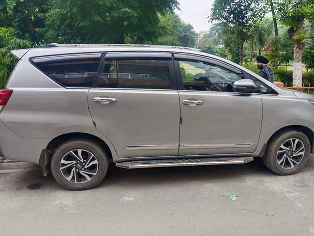 Second Hand Toyota Innova Crysta [2016-2020] 2.4 G 7 STR [2016-2017] in Delhi