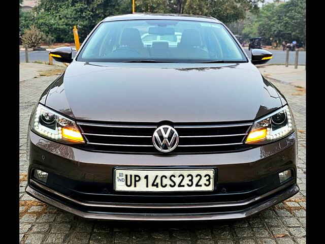 Second Hand Volkswagen Jetta Highline TDI AT in Delhi