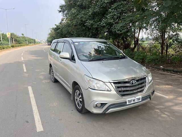 Second Hand Toyota Innova [2012-2013] 2.5 G 8 STR BS-III in Hyderabad