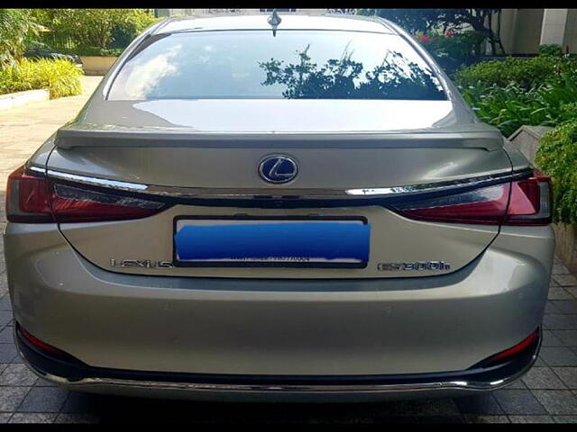 Used 18 Lexus Es 17 18 300h For Sale In Mumbai At Rs 51 00 000 Carwale