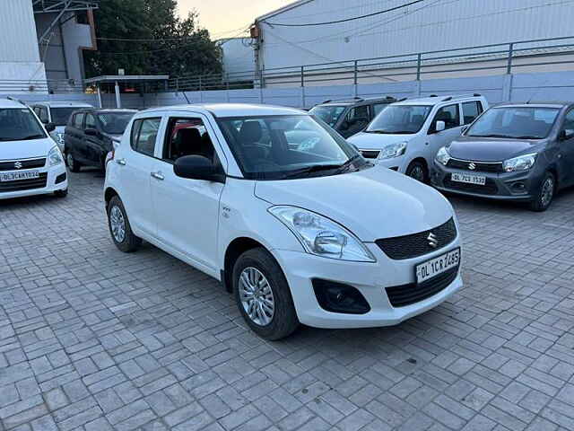 Second Hand Maruti Suzuki Swift [2014-2018] LXi in Delhi