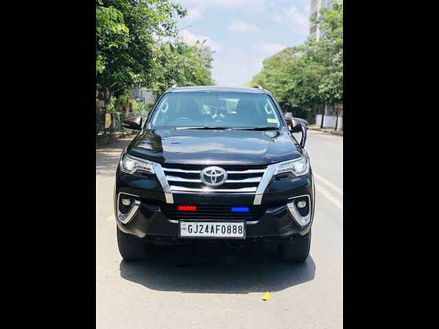 Second Hand Toyota Fortuner [2016-2021] 2.8 4x2 AT [2016-2020] in Surat