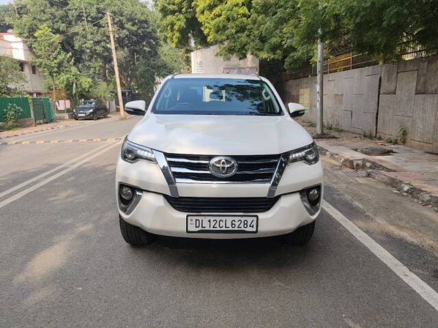 Second Hand Toyota Fortuner [2016-2021] 2.8 4x2 MT [2016-2020] in Delhi