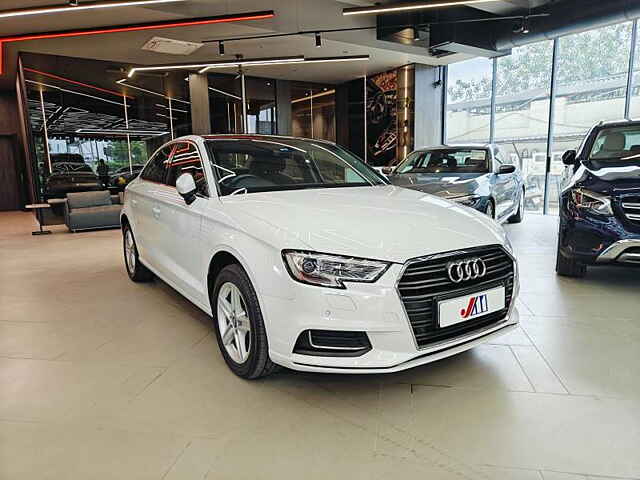 Second Hand Audi A3 [2014-2017] 35 TDI Premium Plus + Sunroof in Ahmedabad