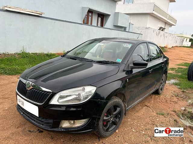 Second Hand Skoda Rapid [2011-2014] Elegance 1.6 MPI MT in Hyderabad