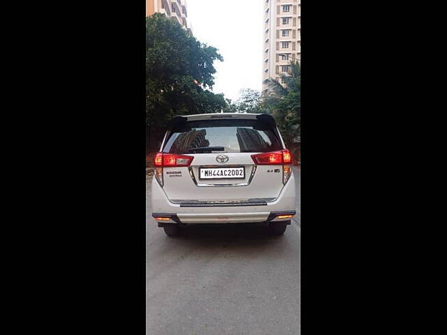 Second Hand Toyota Innova Crysta VX 2.4 8 STR in Mumbai