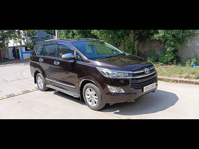 Second Hand Toyota Innova Crysta [2016-2020] 2.4 G 7 STR [2016-2017] in Hyderabad