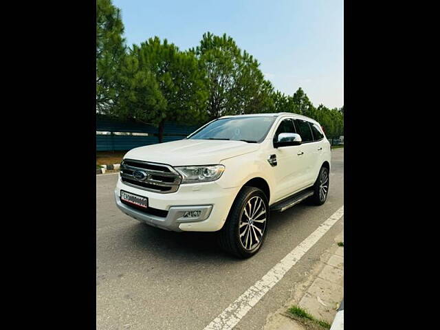 Second Hand Ford Endeavour [2016-2019] Titanium 3.2 4x4 AT in Chandigarh