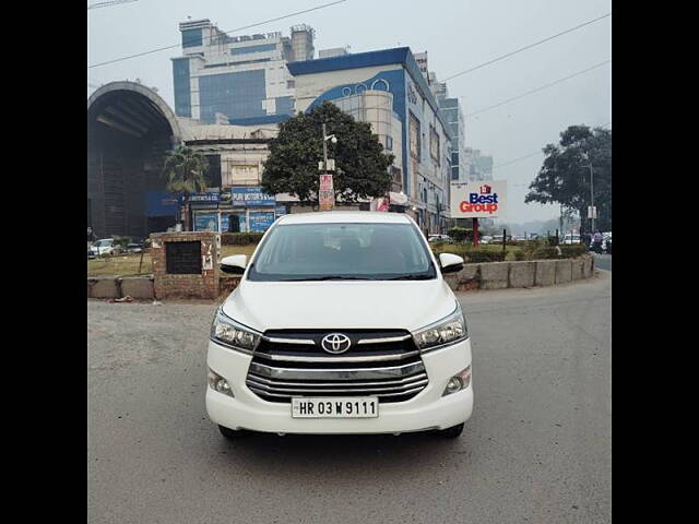 Second Hand Toyota Innova Crysta [2016-2020] 2.4 G 8 STR [2016-2017] in Delhi