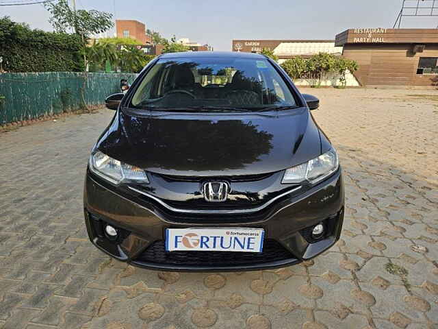 Second Hand Honda Jazz [2015-2018] V AT Petrol in Delhi