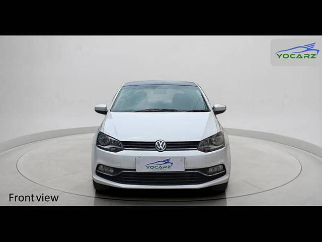 Second Hand Volkswagen Polo [2014-2015] Highline1.2L (P) in Delhi