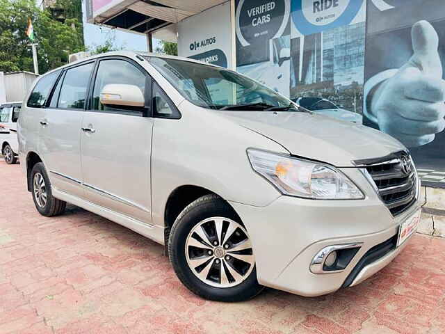 Second Hand Toyota Innova [2013-2014] 2.5 VX 7 STR BS-III in Ahmedabad