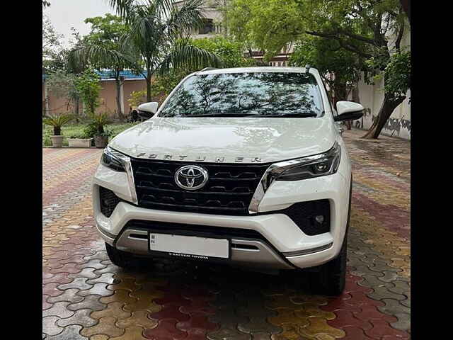 Second Hand Toyota Fortuner 4X2 MT 2.8 Diesel in Delhi