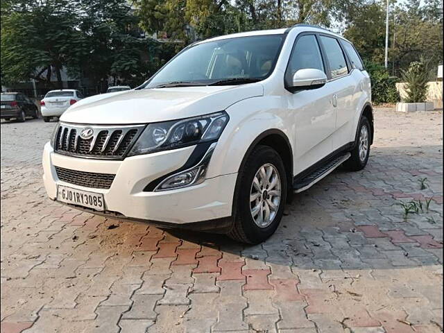 Second Hand Mahindra XUV500 [2015-2018] W10 AT 1.99 in Ahmedabad