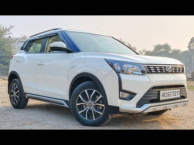 Second Hand Mahindra XUV300 [2019-2024] W6 1.5 Diesel AMT [2020] in Delhi