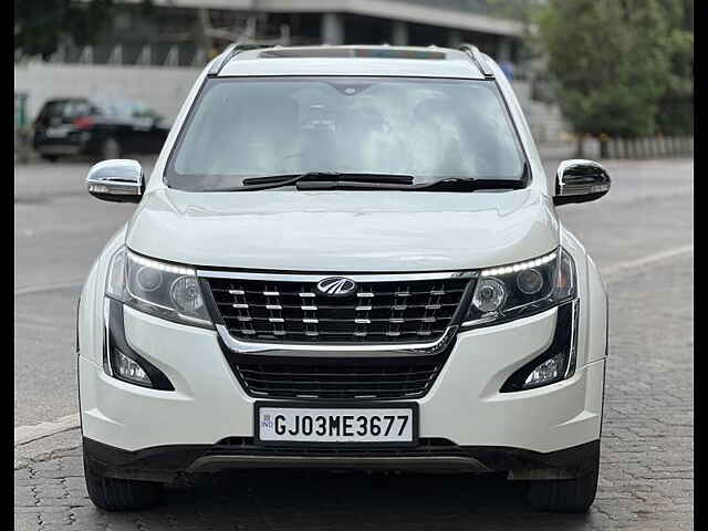 Second Hand Mahindra XUV500 W11 in Mumbai