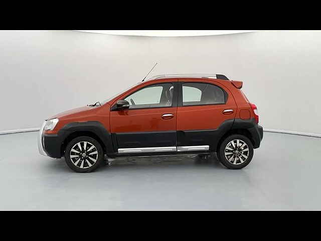 Second Hand Toyota Etios Cross 1.4 VD in Lucknow