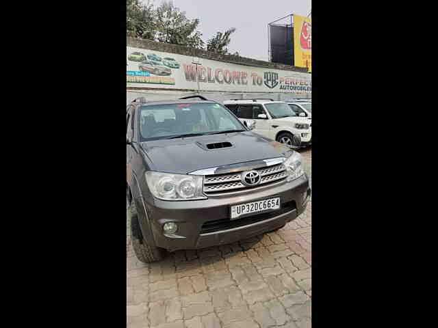 Second Hand Toyota Fortuner [2009-2012] 3.0 MT in लखनऊ